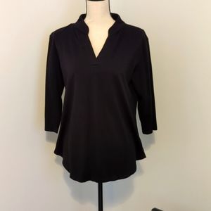 Black quarter sleeve blouse with v neckline size large